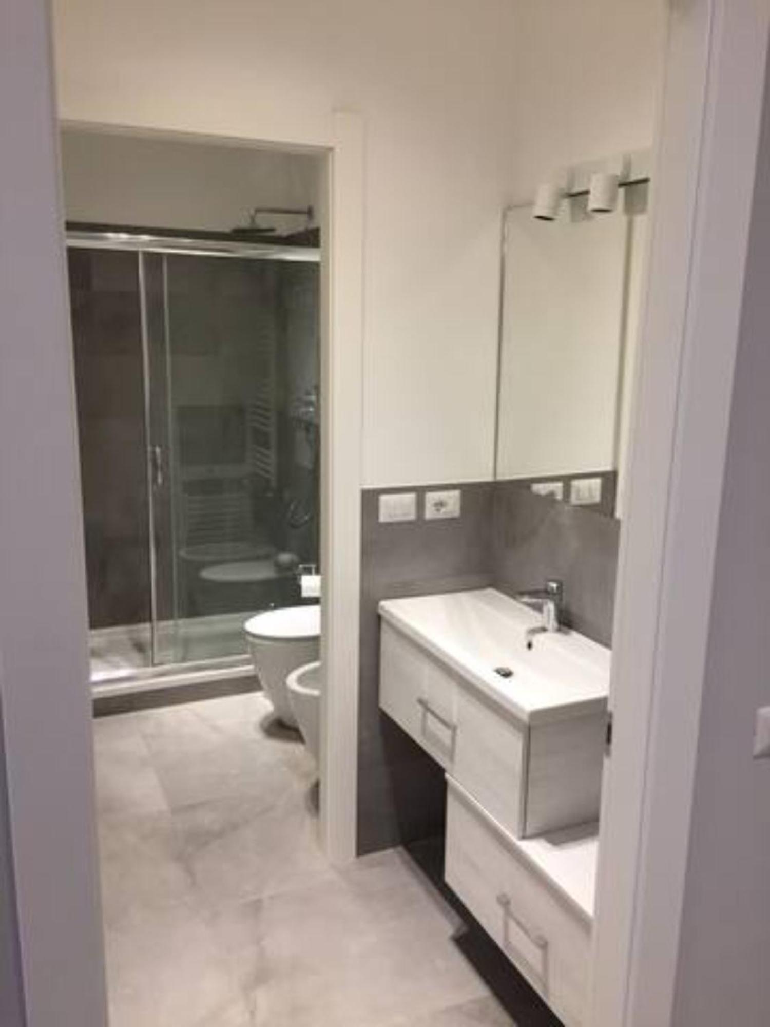 Appartement Mm3/repubblica A 5 Minuti Dal Duomo Milan